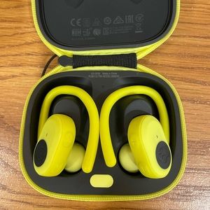 Scull Candy Push Ultra wireless earphones yellow